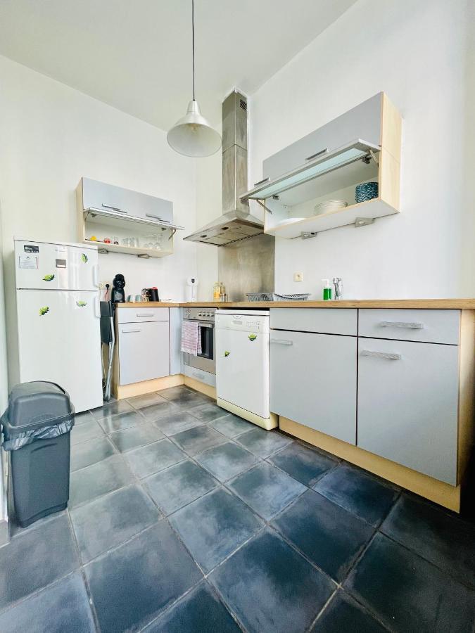 Down-Town 1 Bedroom Flat Bryssel Exteriör bild